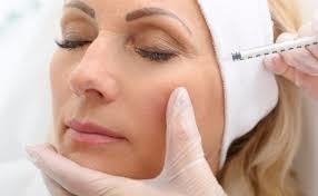 মসৃণ wrinkles ইনজেকশনযোগ্য ত্বকের ফিলার হাইয়ালুরোনিক এসিড Juvederm Ultra 3 2*1ml